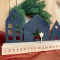 Preview: Adventskalender mit Häusern in schwarz und Stern zum Stecken